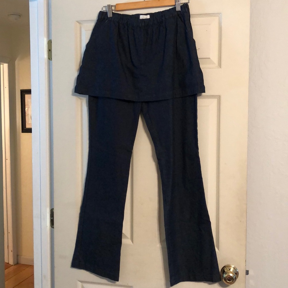 Jean “pantajupe” (skirt over jeans!)